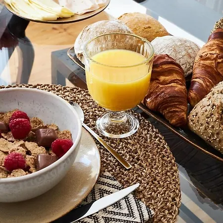 & Spacious 3bd In Appartement